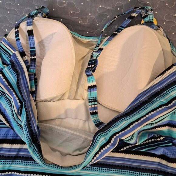 Croft & Barrow tankini swim top size 20W - Picture 3 of 4